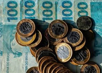 IFI projeta que cumprimento da meta fiscal de 2027 pode exigir corte de R$ 35,7 bilhões