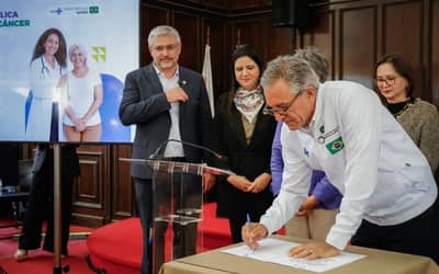 Ministério da Saúde inicia oferta de nove medicamentos oncológicos pelo SUS Ministério da Saúde inicia oferta de nove medicamentos oncológicos pelo SUS
