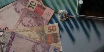 Orçamento de 2027: divergência entre governo e IFI sobre repasses a estados e municípios chega a R$ 63,7 bilhões Orçamento de 2027: divergência entre governo e IFI sobre repasses a estados e municípios chega a R$ 63,7 bilhões