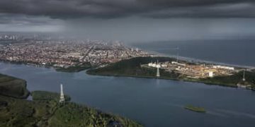 Previsão do Tempo: Maceió/AL tem quinta-feira de muitas nuvens e máxima de 33°C Previsão do Tempo: Maceió/AL tem quinta-feira de muitas nuvens e máxima de 33°C