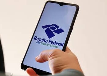 Receita Federal envia notificações para 498 mil contribuintes com declaração retida na malha fina