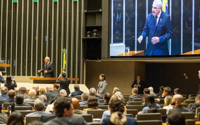 Setor produtivo celebra atualização do MEI mas cobra reajuste anual e reforma do Simples Setor produtivo celebra atualização do MEI mas cobra reajuste anual e reforma do Simples
