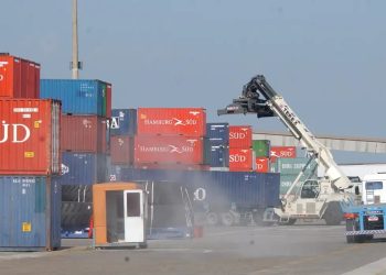 Tarifaço dos EUA afeta 1.135 municípios, aponta estudo da CNM